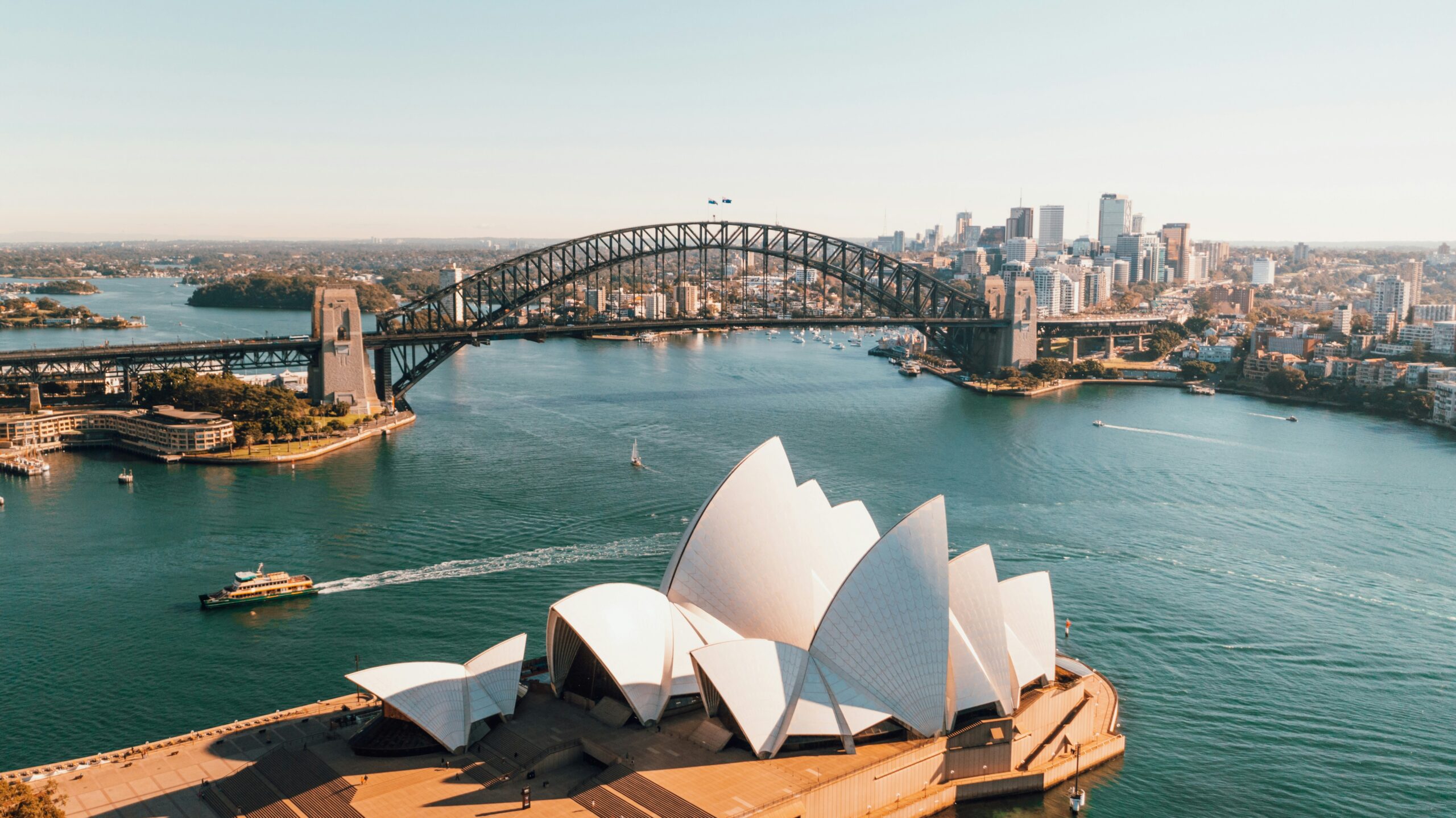 Best Travel Insurance for Visiting Australia: A Complete Guide